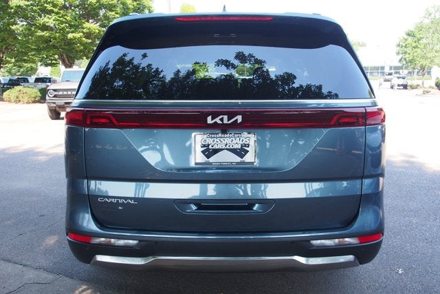 2024 Kia Carnival SX