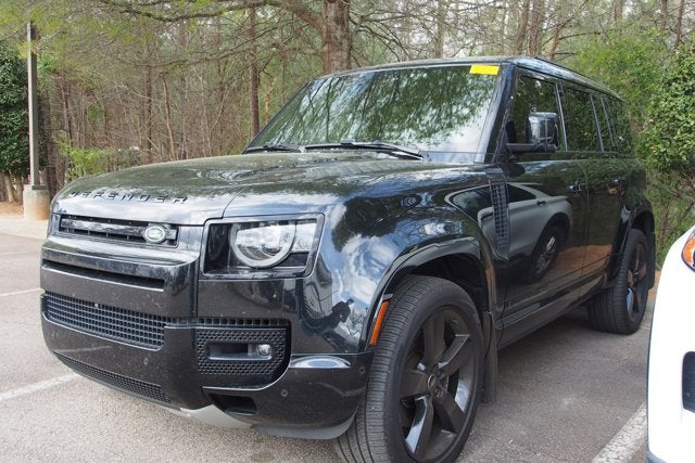 2024 Land Rover Defender V8