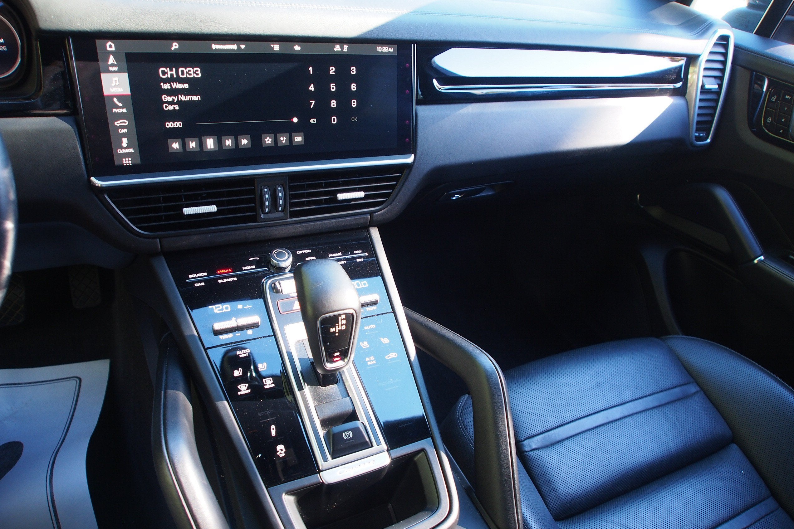 2021 Porsche Cayenne Base
