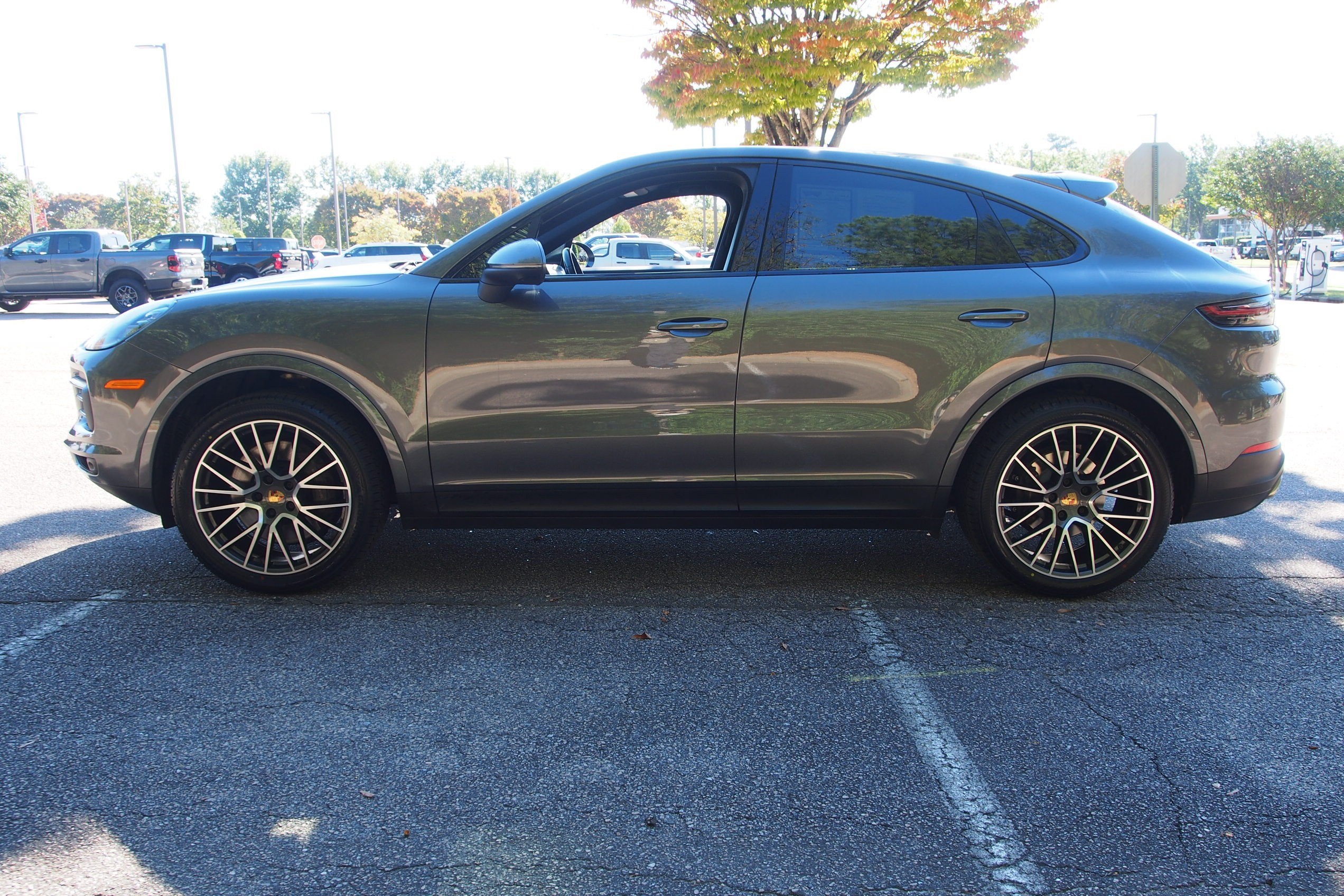2021 Porsche Cayenne Base