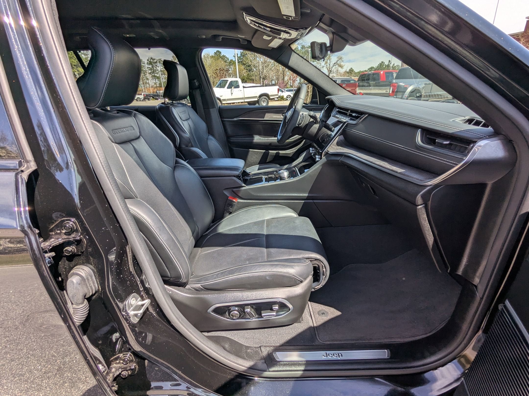 2023 Jeep Grand Cherokee L Overland