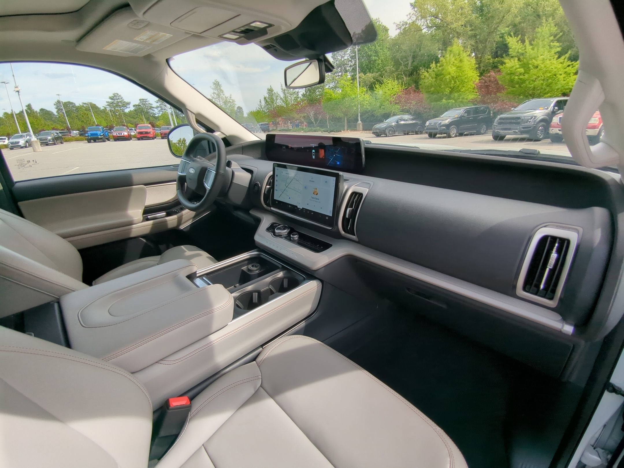 2025 Ford Expedition Active