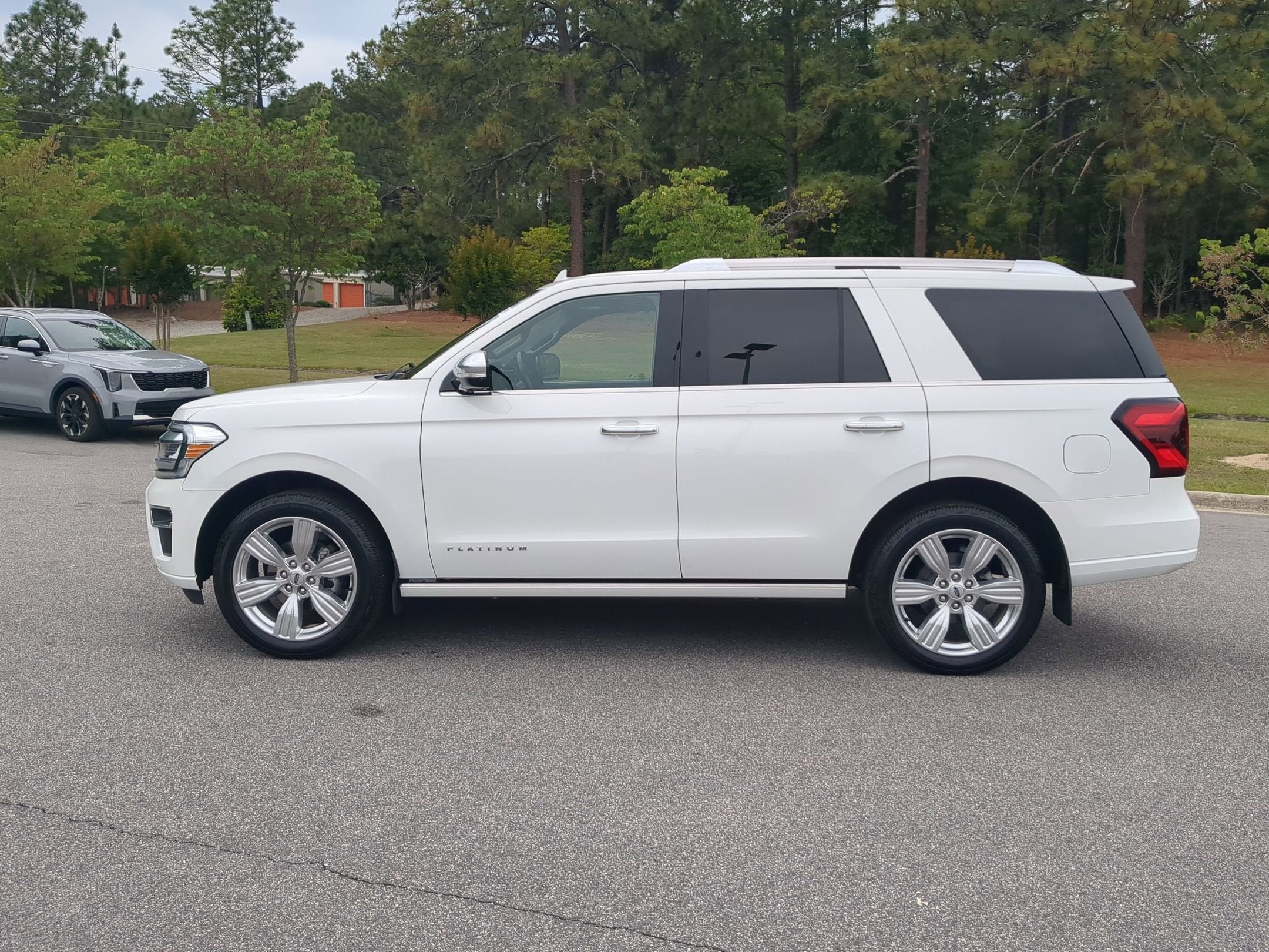 2023 Ford Expedition Platinum
