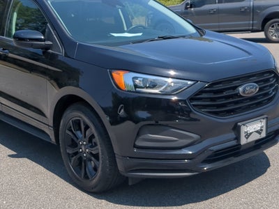 2022 Ford Edge SE