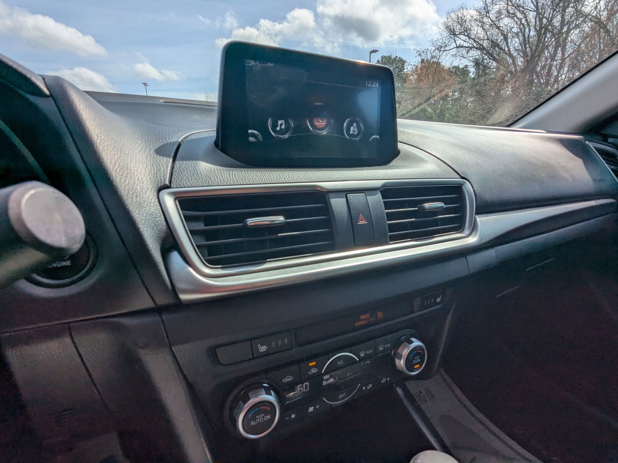 2017 Mazda Mazda3 5-Door Touring 2.5