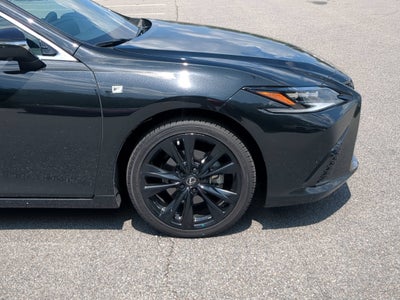 2024 Lexus ES ES 300h F SPORT Handling