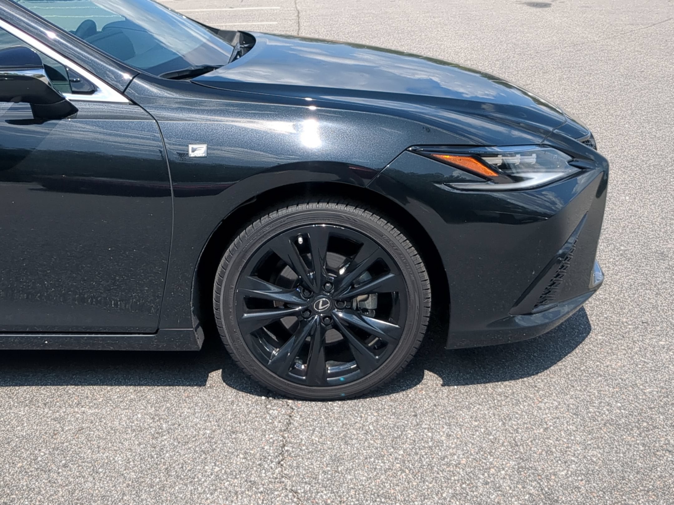 2024 Lexus ES ES 300h F SPORT Handling