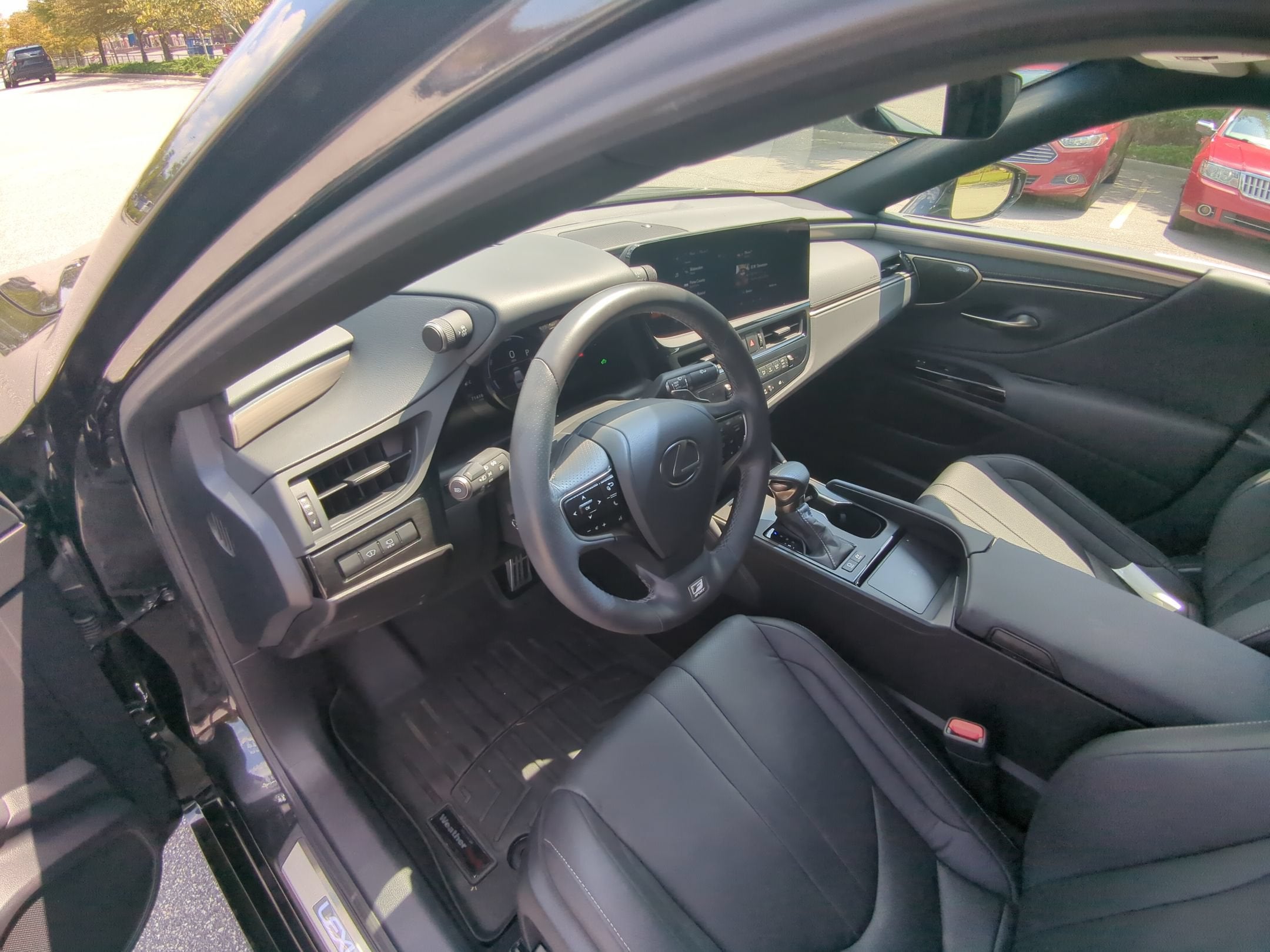 2024 Lexus ES ES 300h F SPORT Handling