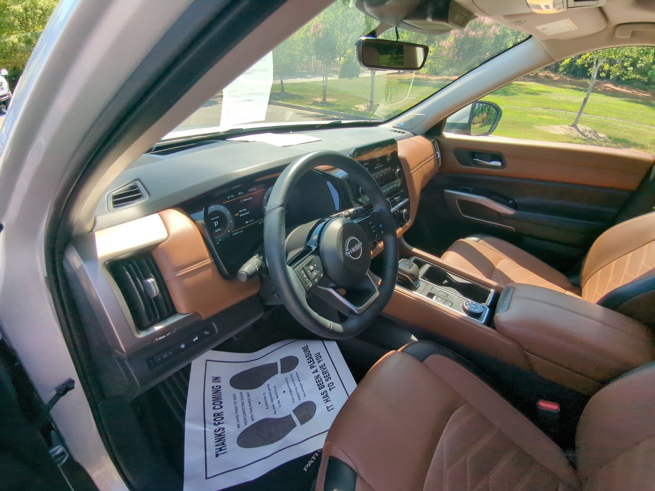 2024 Nissan Pathfinder Platinum