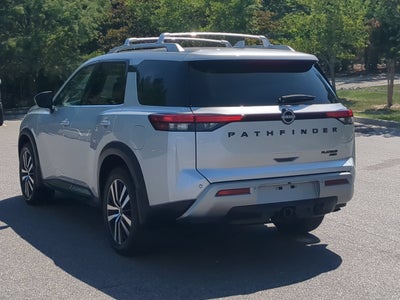 2024 Nissan Pathfinder Platinum
