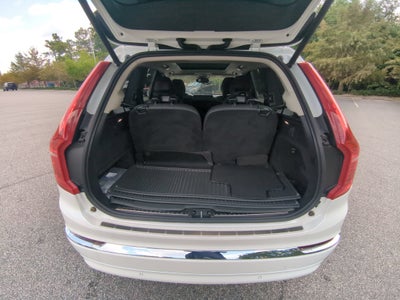 2024 Volvo XC90 Plus Bright Theme