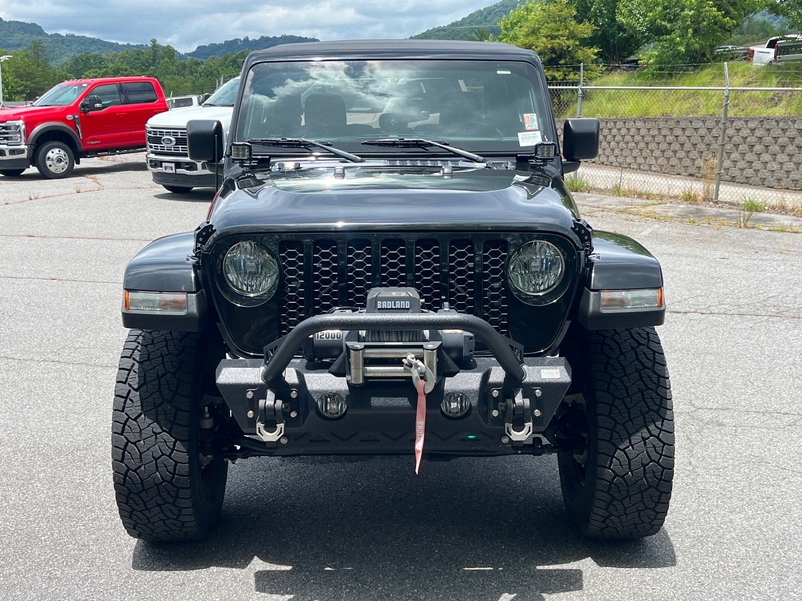 2021 Jeep Gladiator Willys