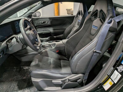 2025 Ford Mustang Dark Horse