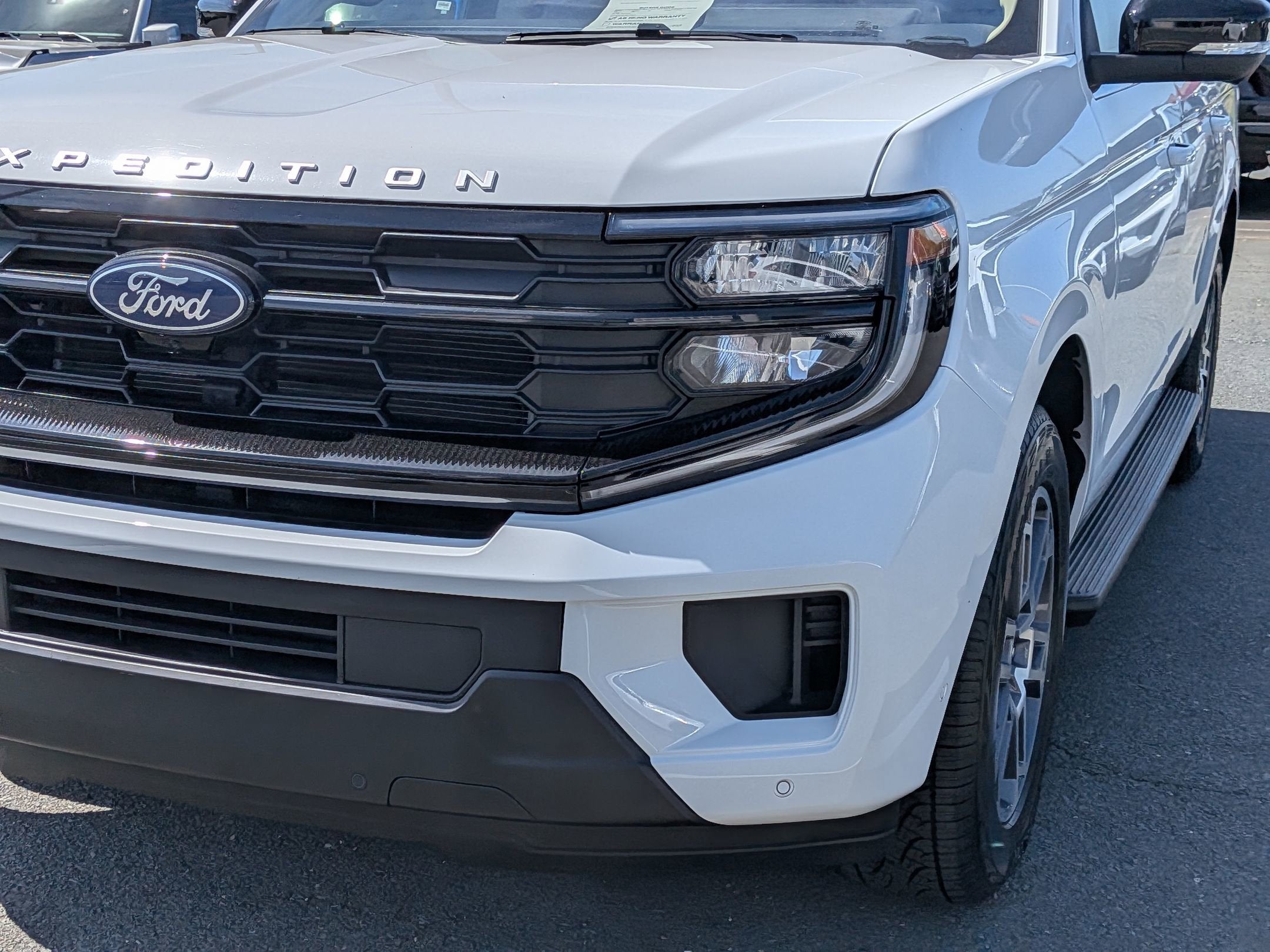 2025 Ford Expedition Max Active