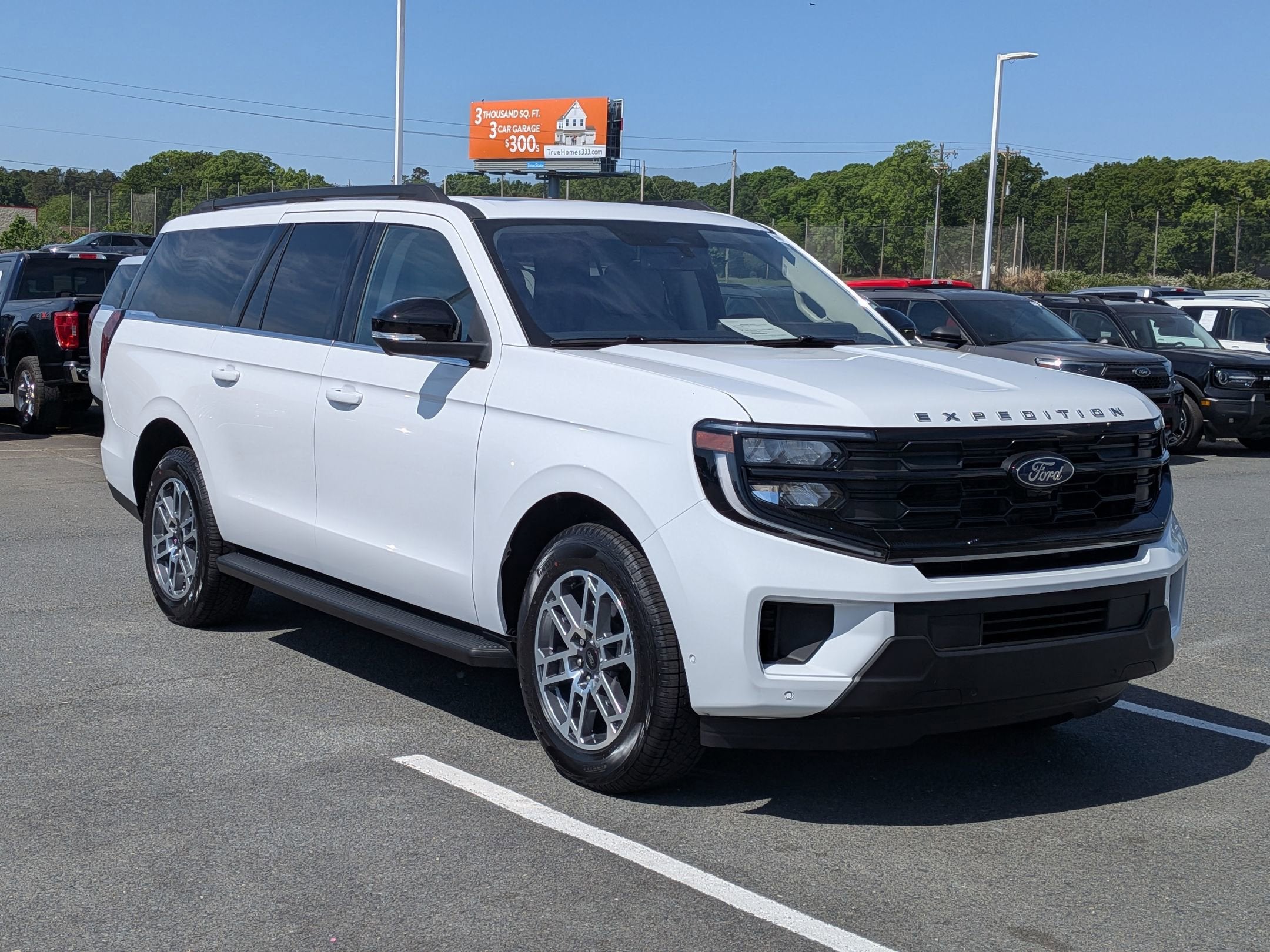 2025 Ford Expedition Max Active