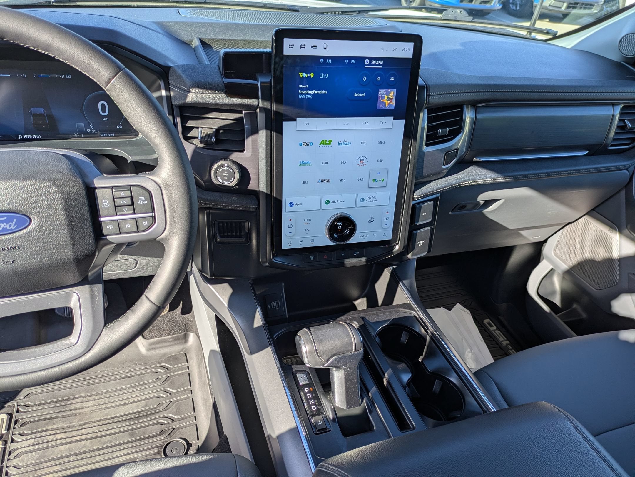2025 Ford F-150 Lightning Flash