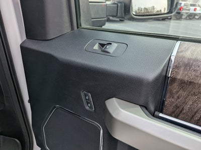 2017 Ford Super Duty F-250 SRW Lariat