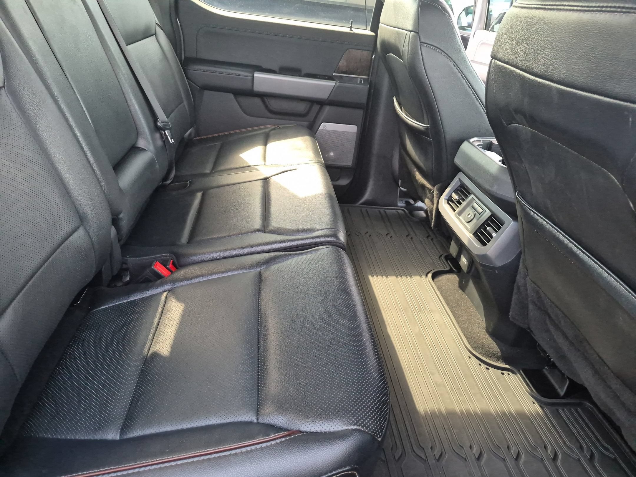 2024 Ford Super Duty F-250 SRW LARIAT