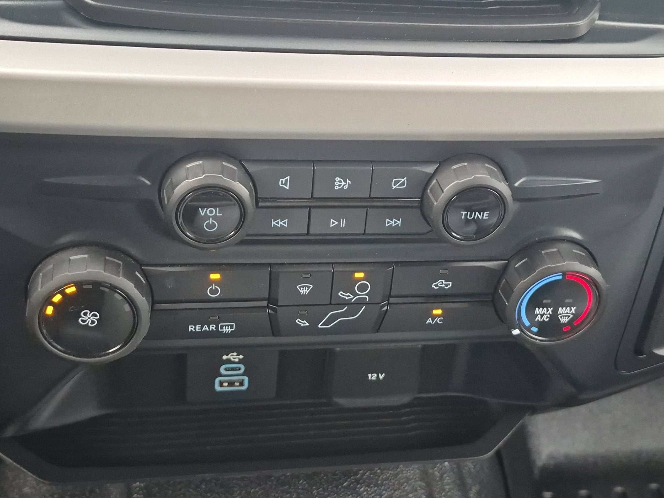 2023 Ford Super Duty F-350 SRW XL
