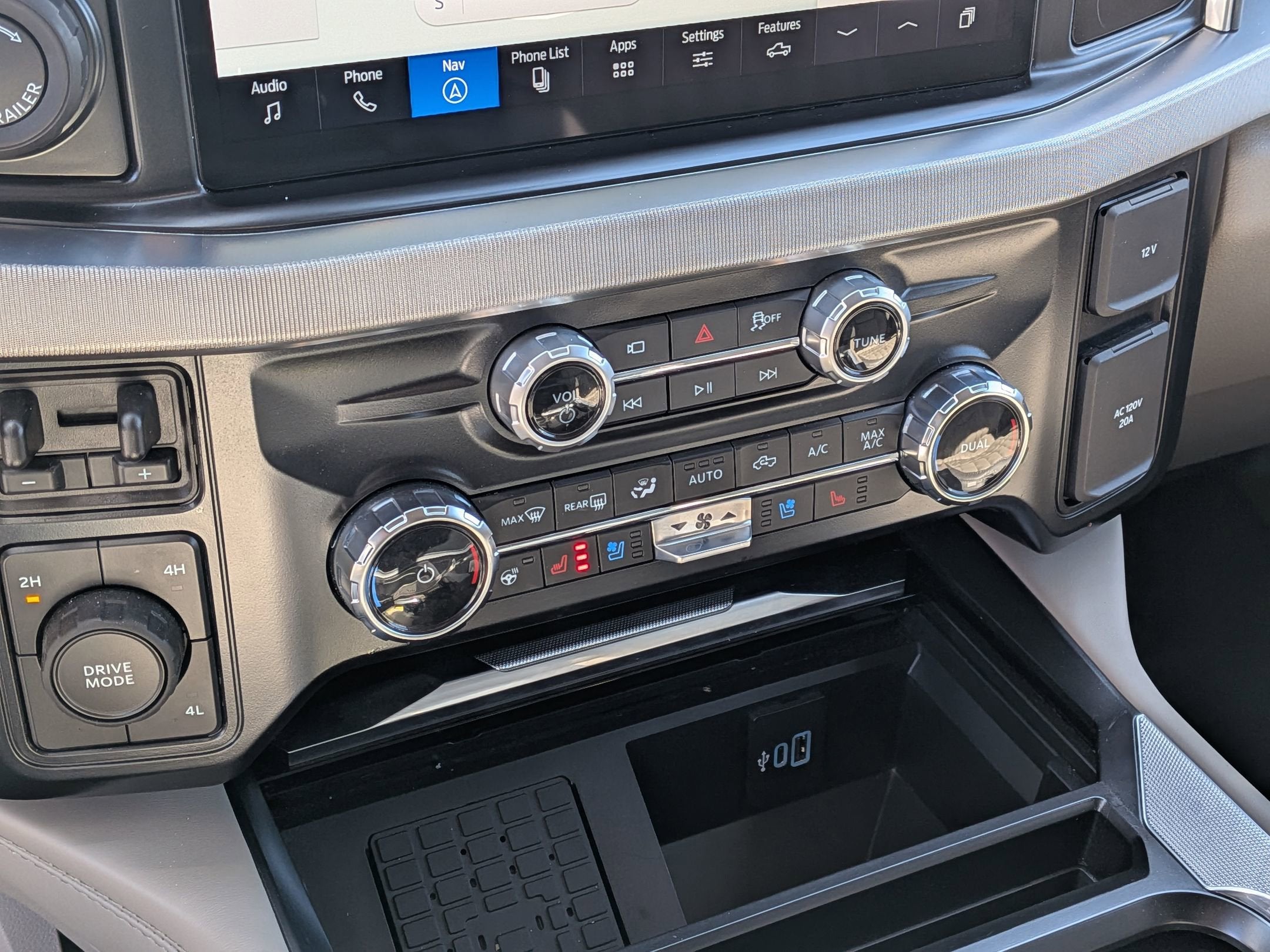 2026 Ford Super Duty F-450 DRW Platinum