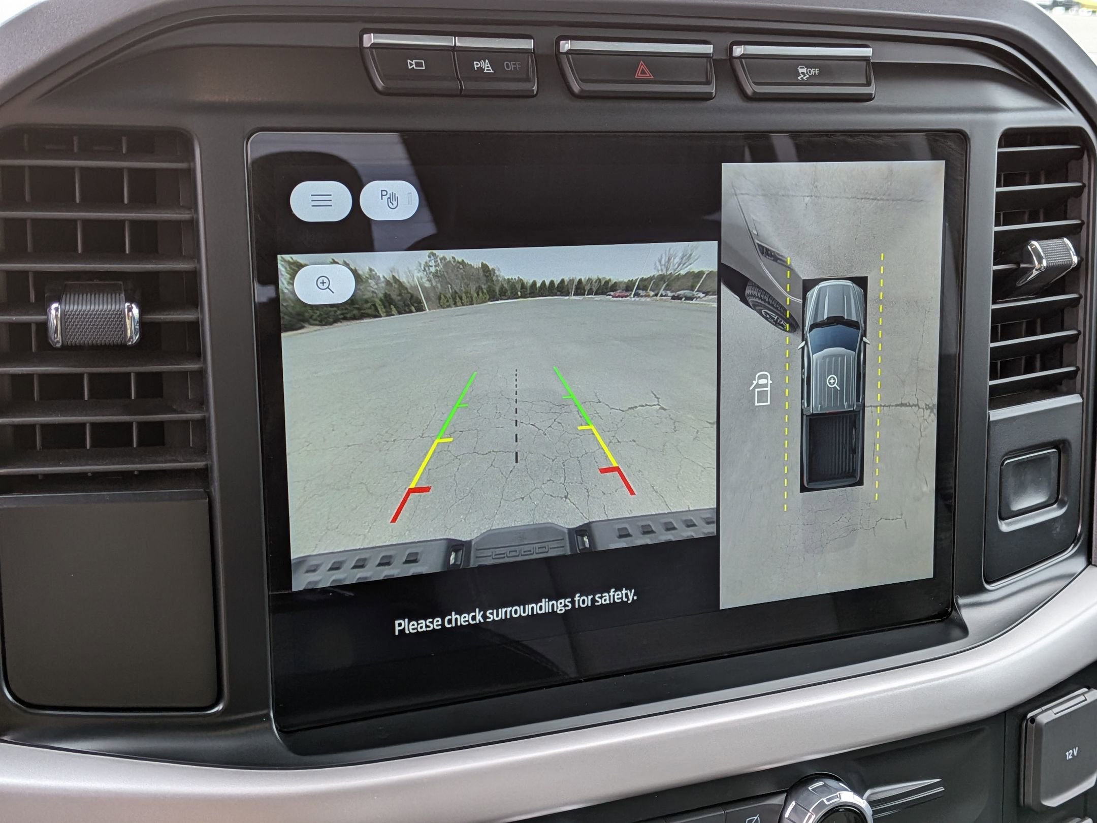 2023 Ford F-150 Lightning XLT