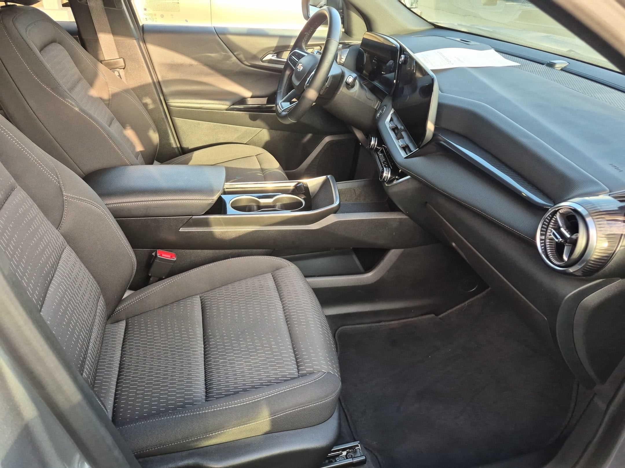 2025 Chevrolet Equinox FWD LT