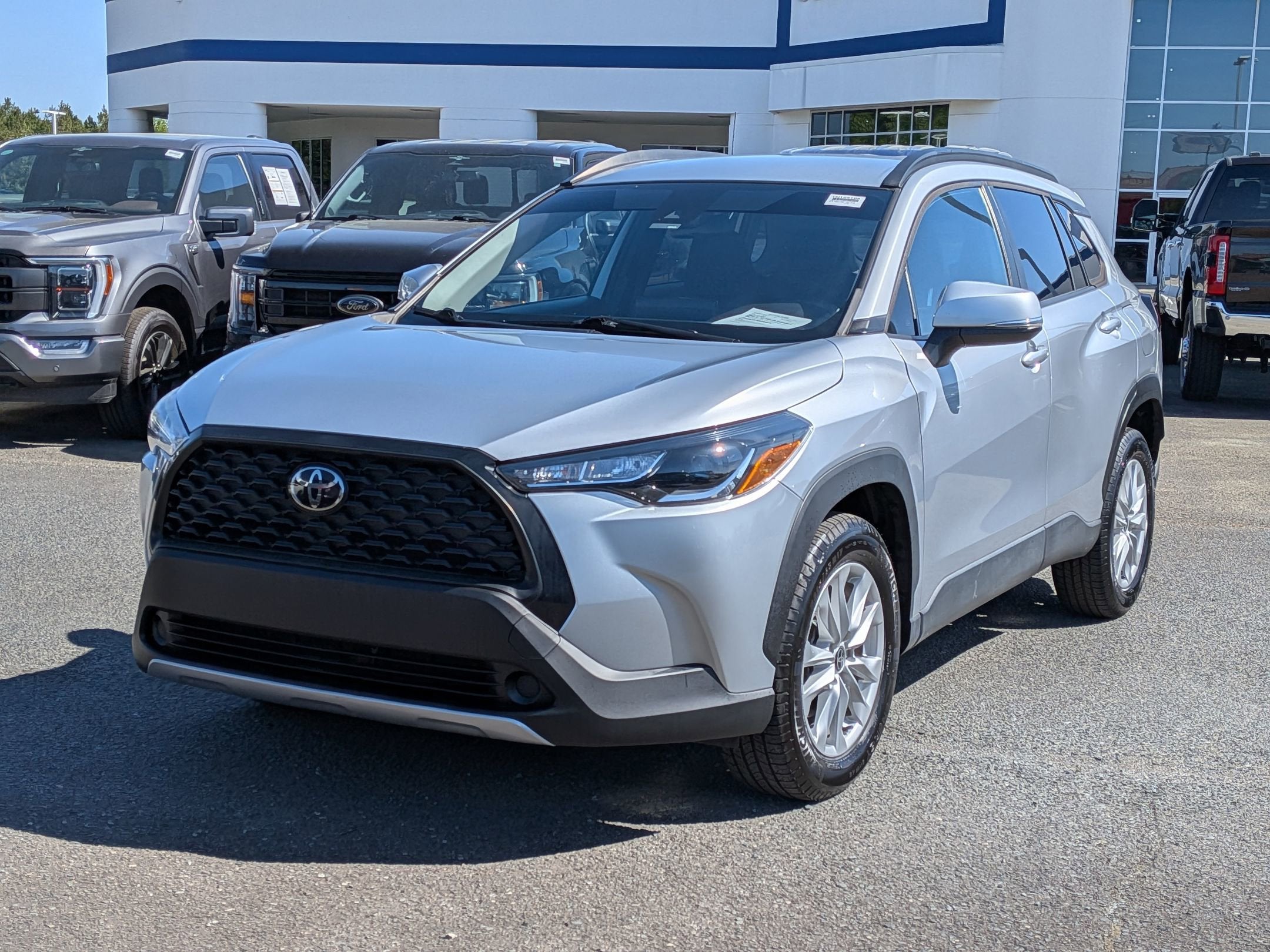 2022 Toyota Corolla Cross LE