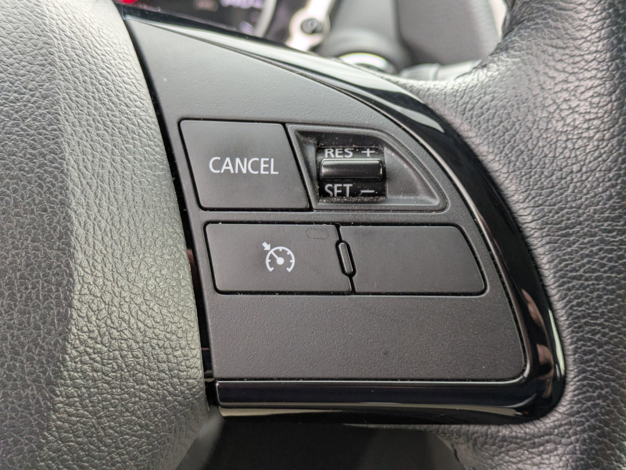 2023 Mitsubishi Eclipse Cross SE