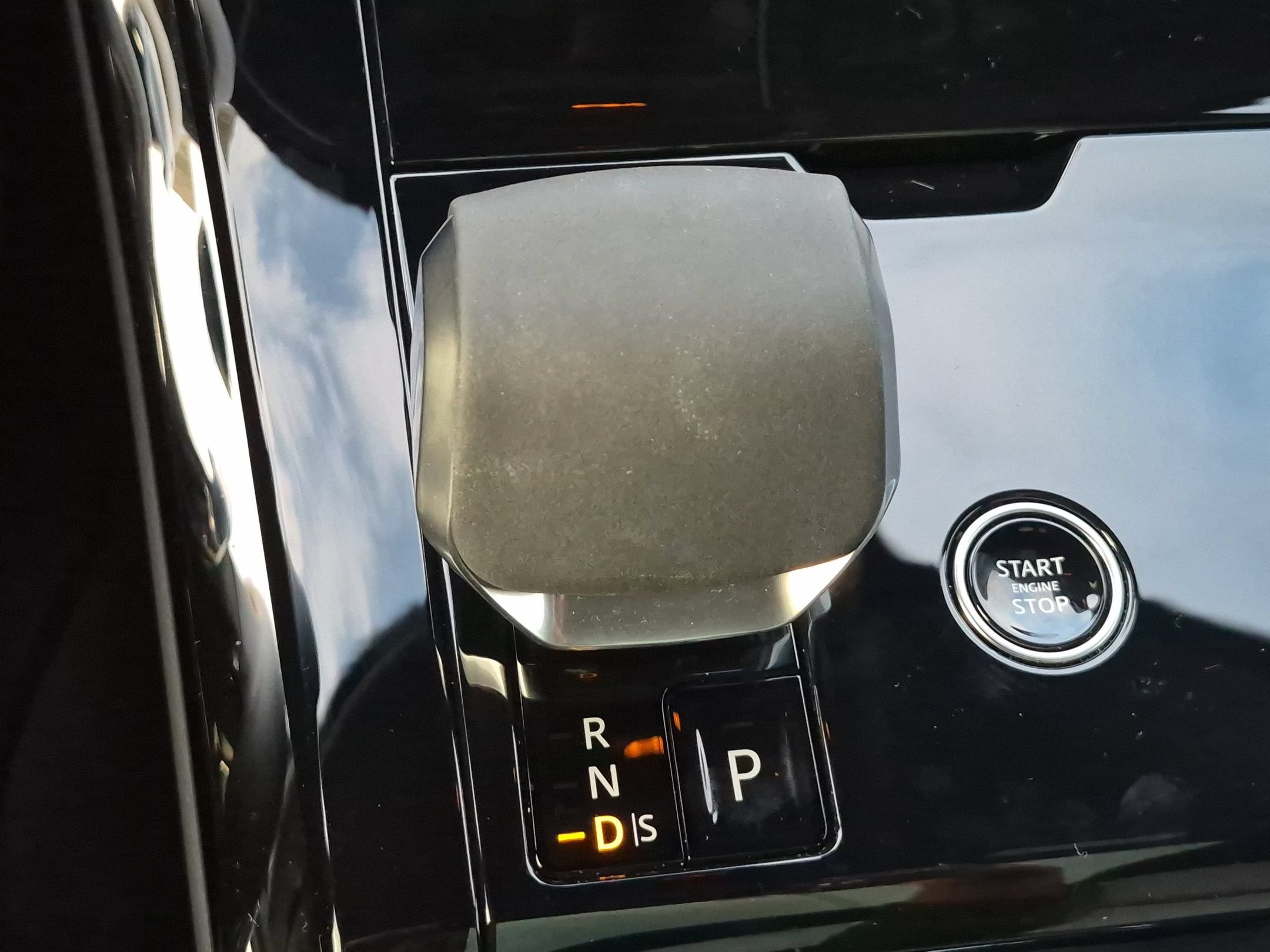 2025 Land Rover Range Rover Sport Dynamic SE