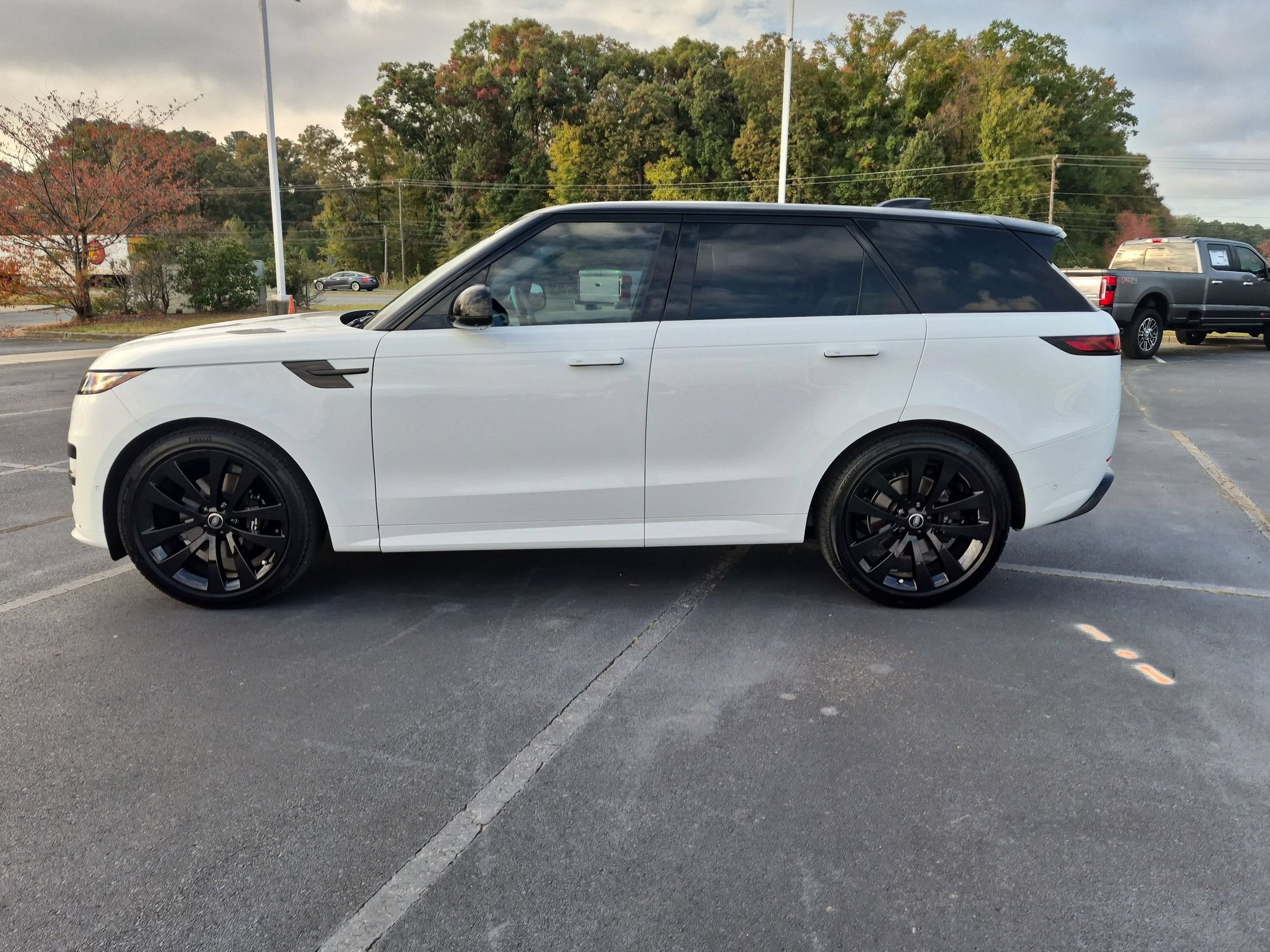 2025 Land Rover Range Rover Sport Dynamic SE
