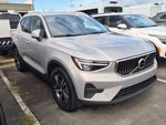 2025 Volvo XC40 Core Bright Theme