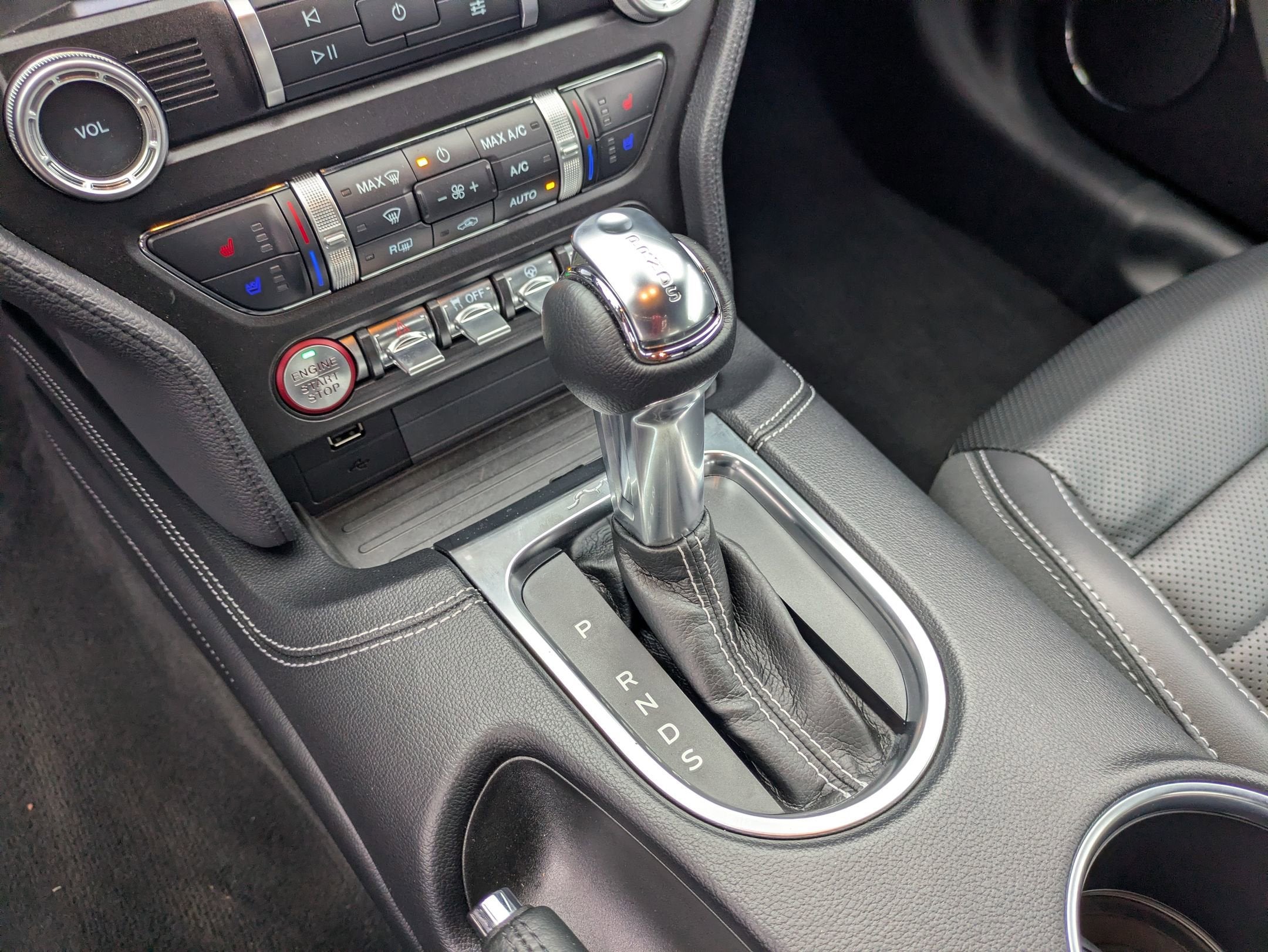 2022 Ford Mustang Mach 1