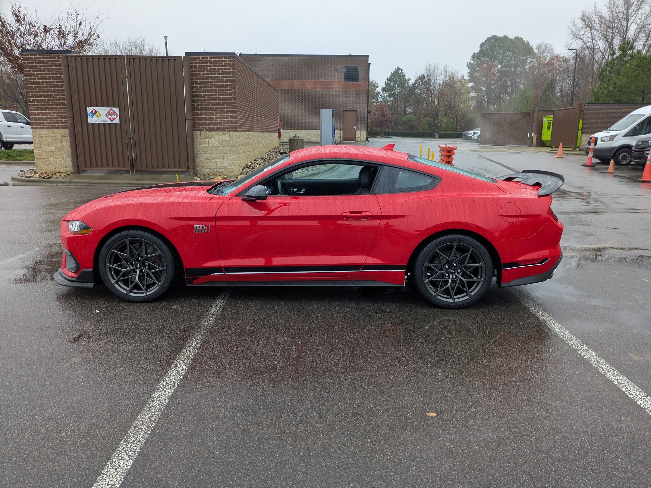 2022 Ford Mustang Mach 1