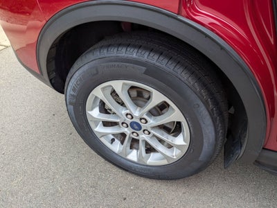 2022 Ford Escape SE