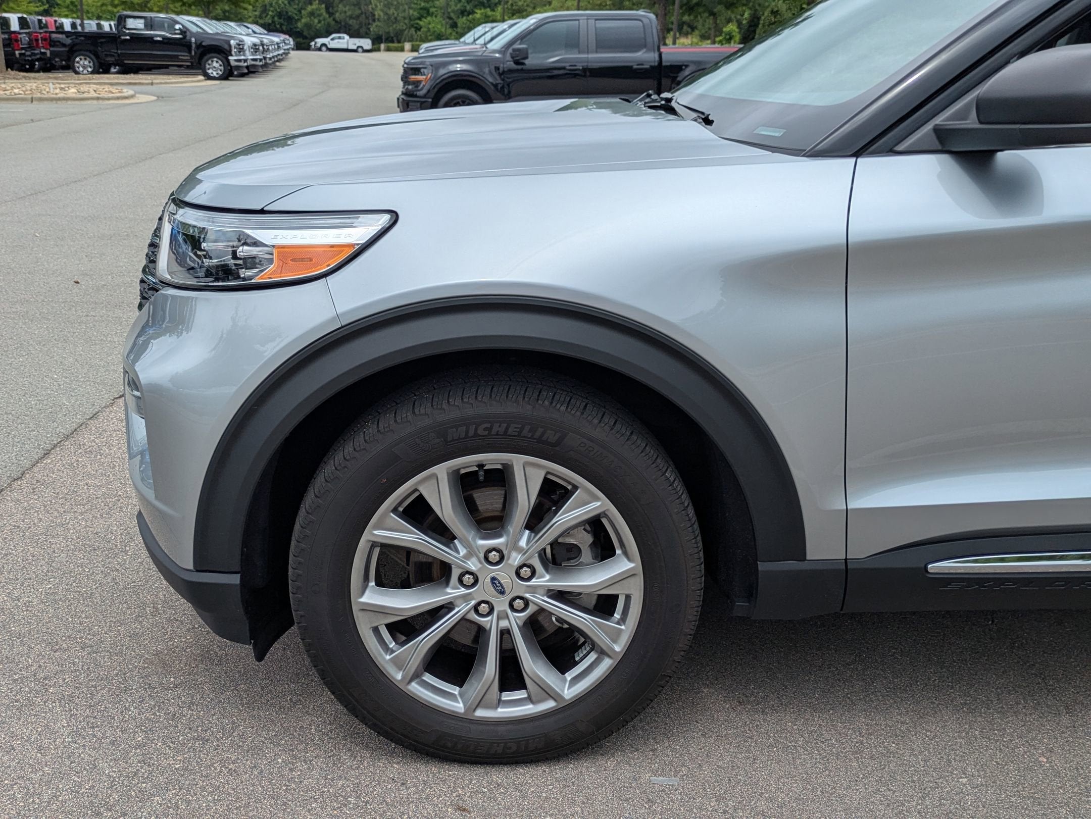 2024 Ford Explorer XLT