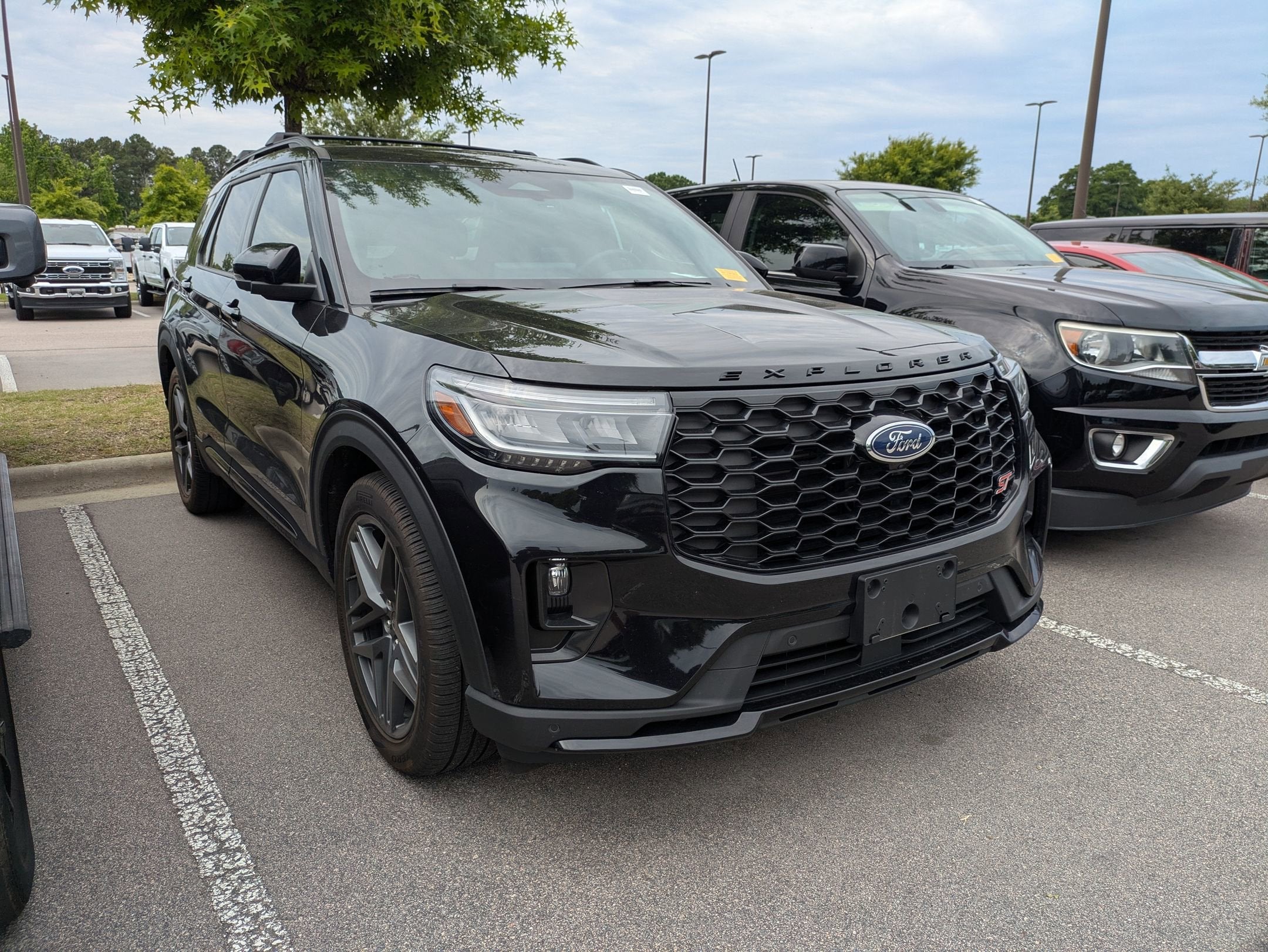 2025 Ford Explorer ST