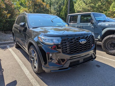 2025 Ford Explorer ST