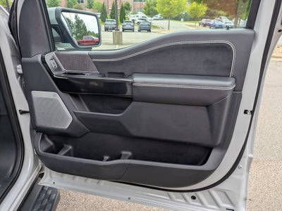 2024 Ford F-150 Lightning Platinum