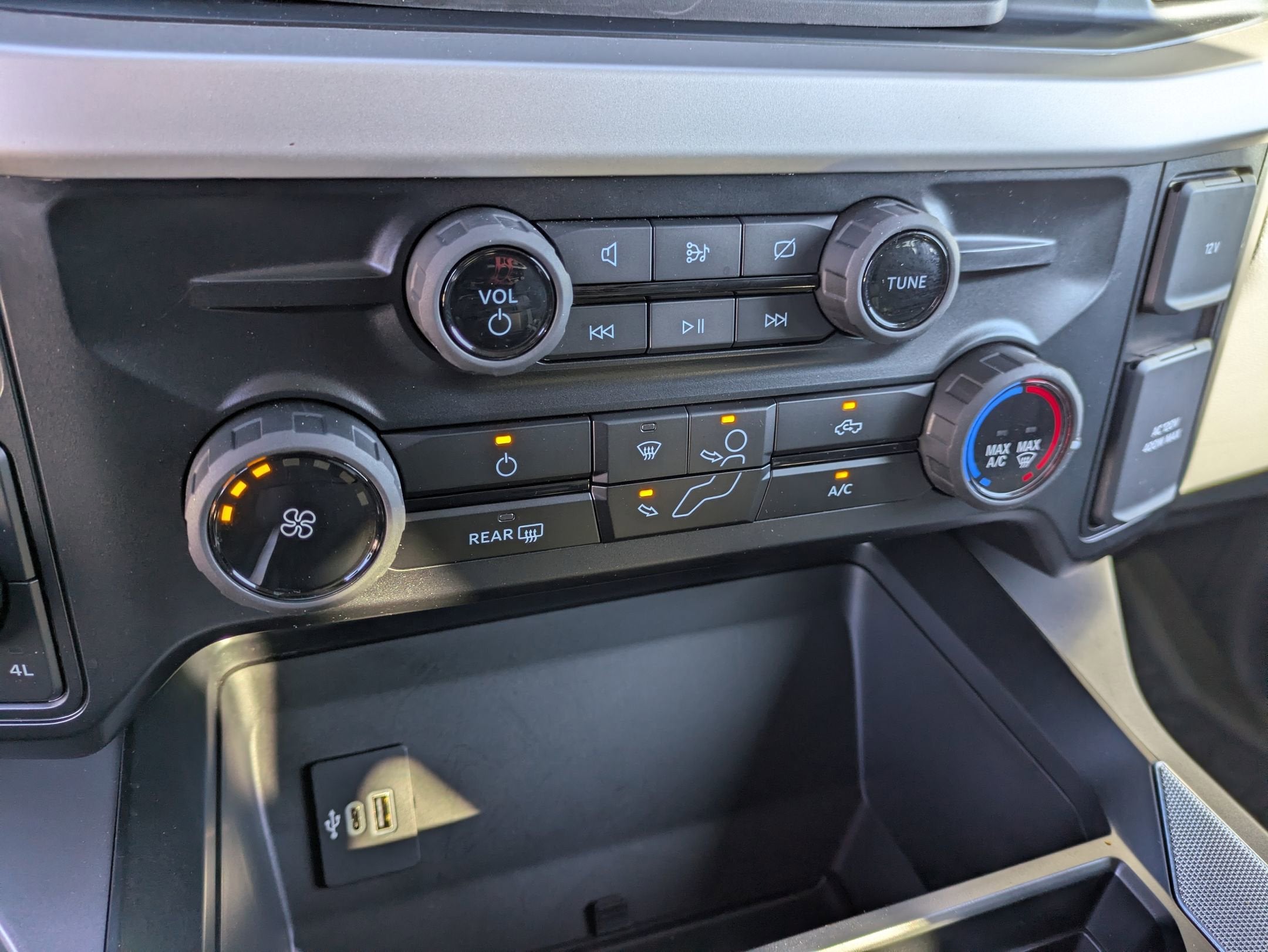 2024 Ford Super Duty F-250 SRW XLT