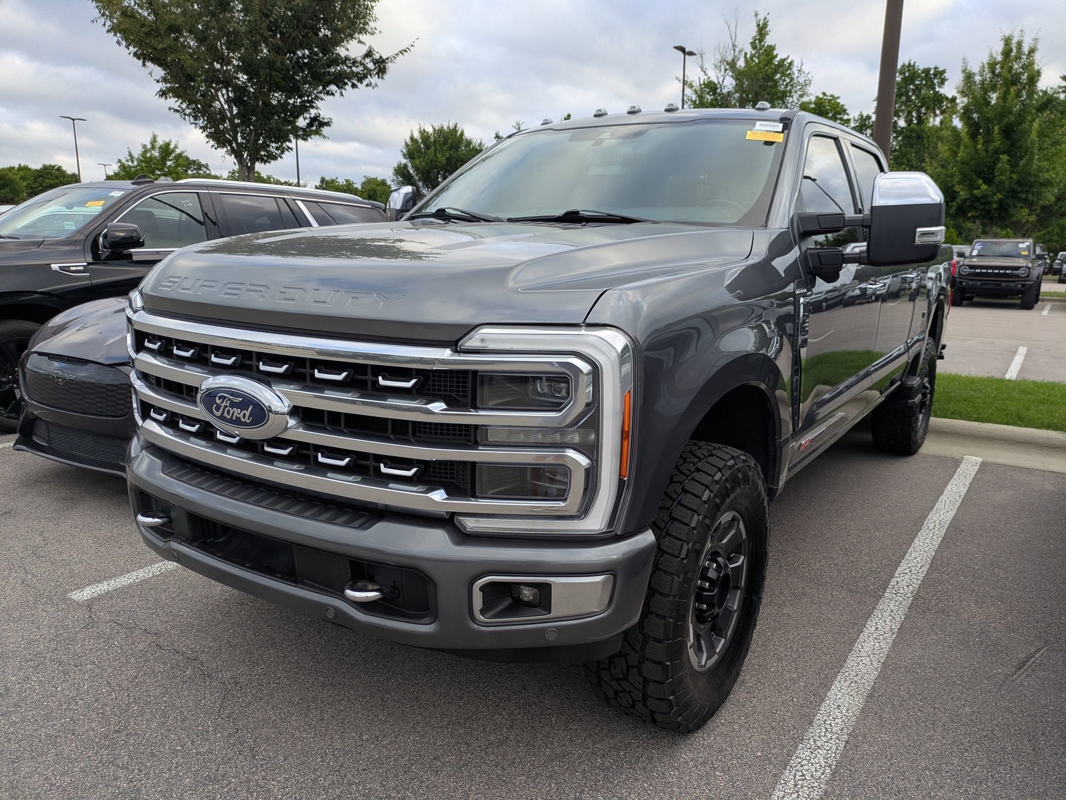 2023 Ford Super Duty F-250 SRW Platinum