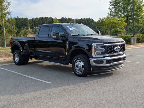 2023 Ford Super Duty F-350 DRW LARIAT