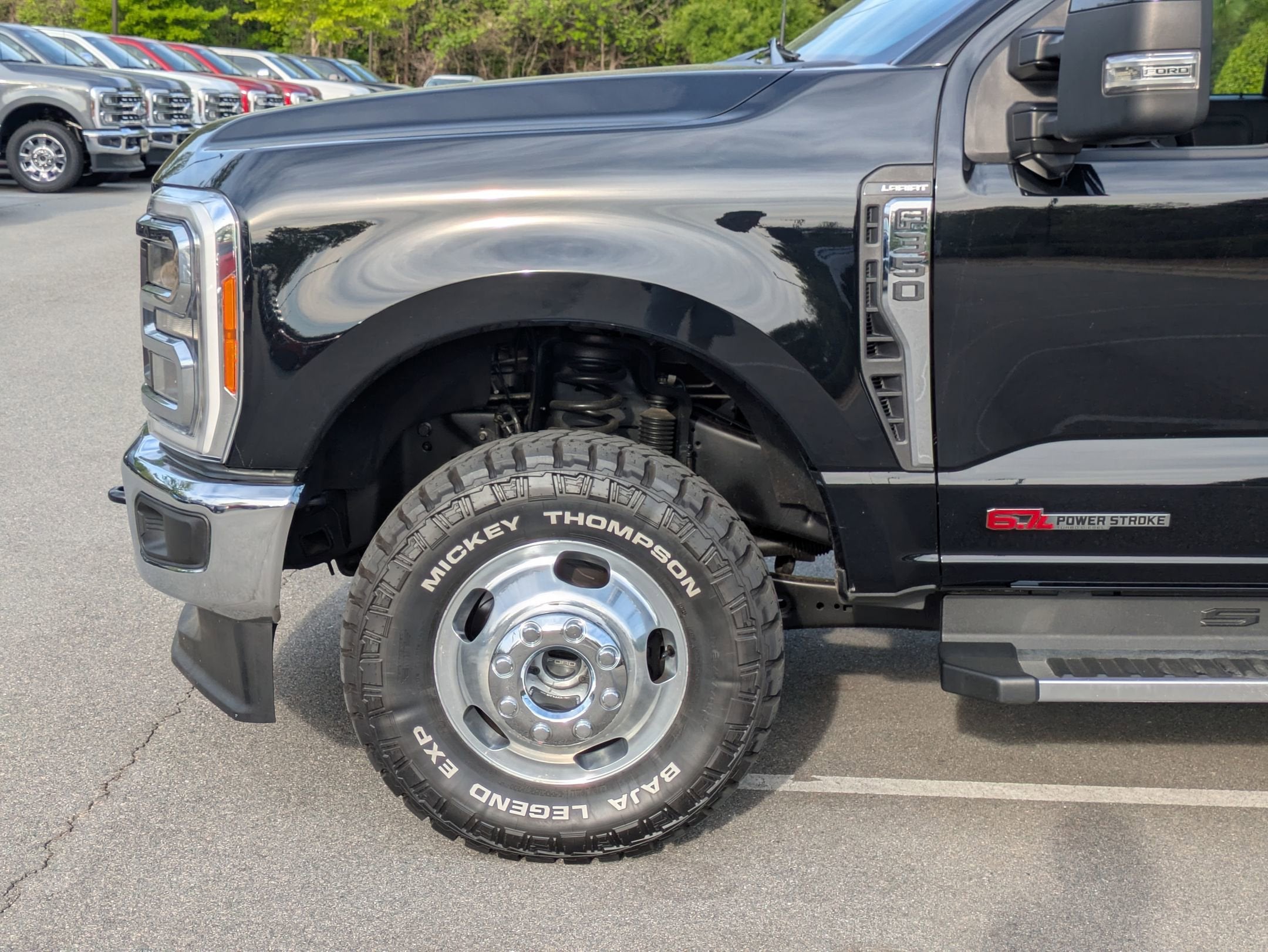 2023 Ford Super Duty F-350 DRW LARIAT