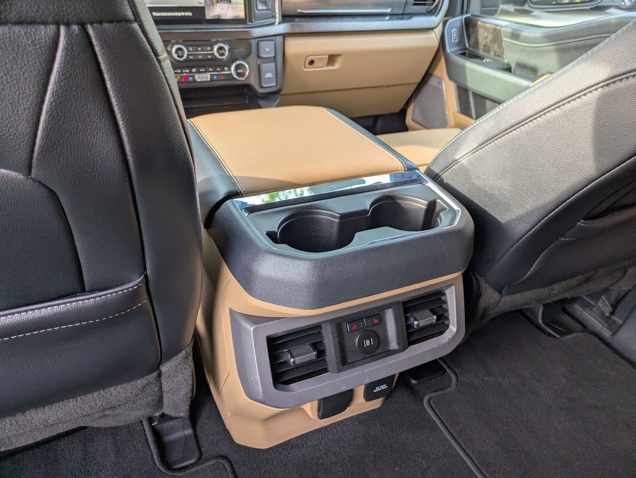 2023 Ford Super Duty F-350 DRW LARIAT