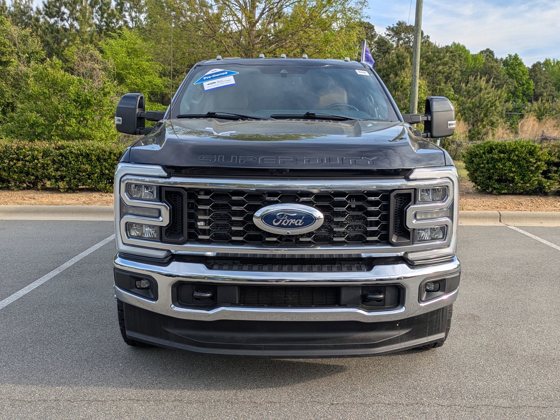 2023 Ford Super Duty F-350 DRW LARIAT