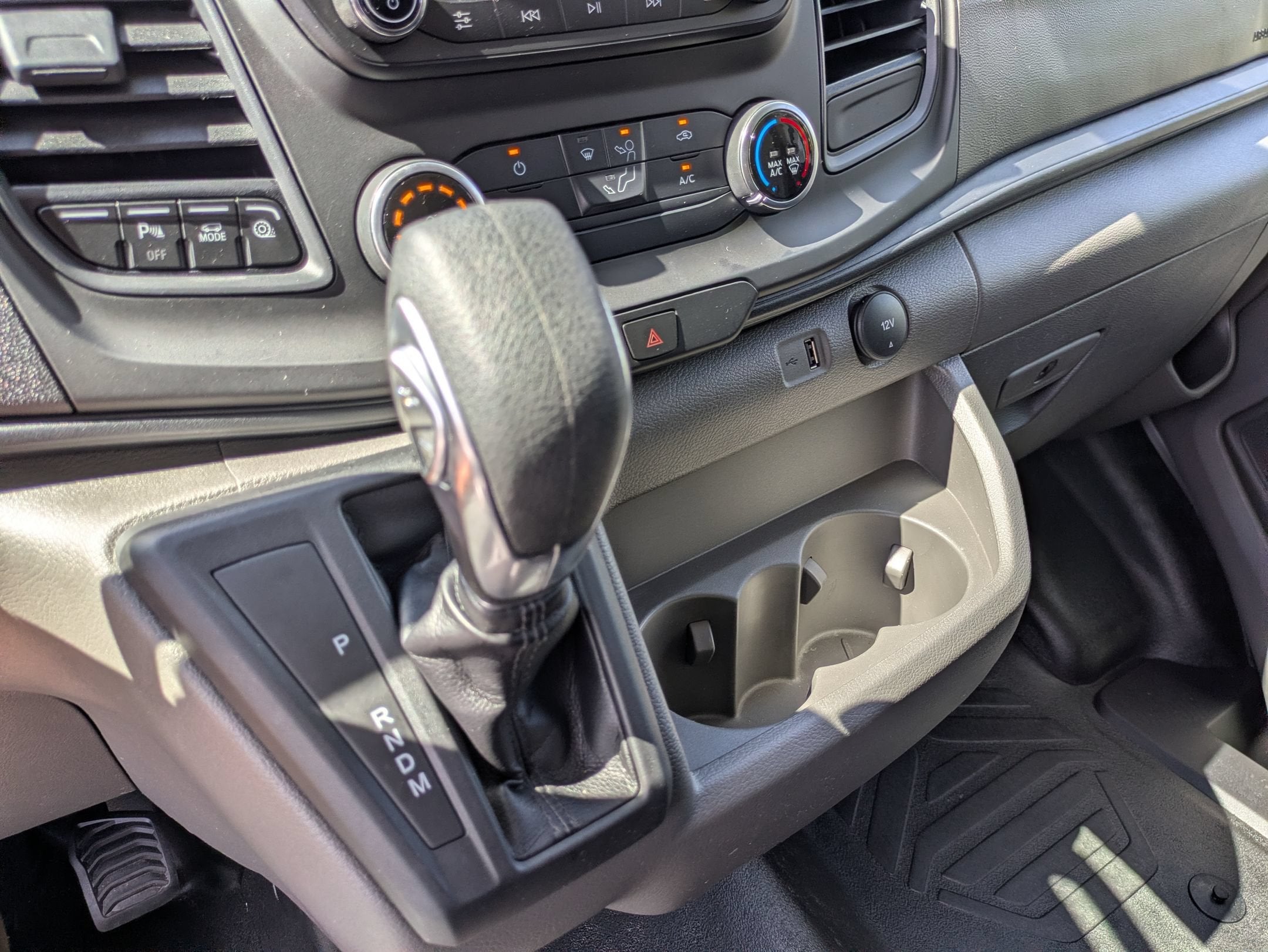 2025 Ford Transit Cargo Van Base