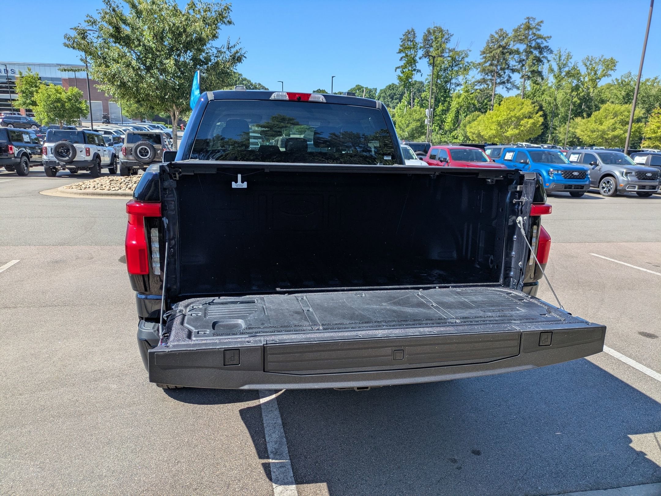 2025 Ford F-150 Lightning XLT