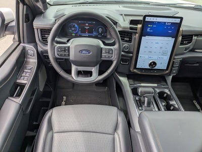 2025 Ford F-150 Lightning LARIAT
