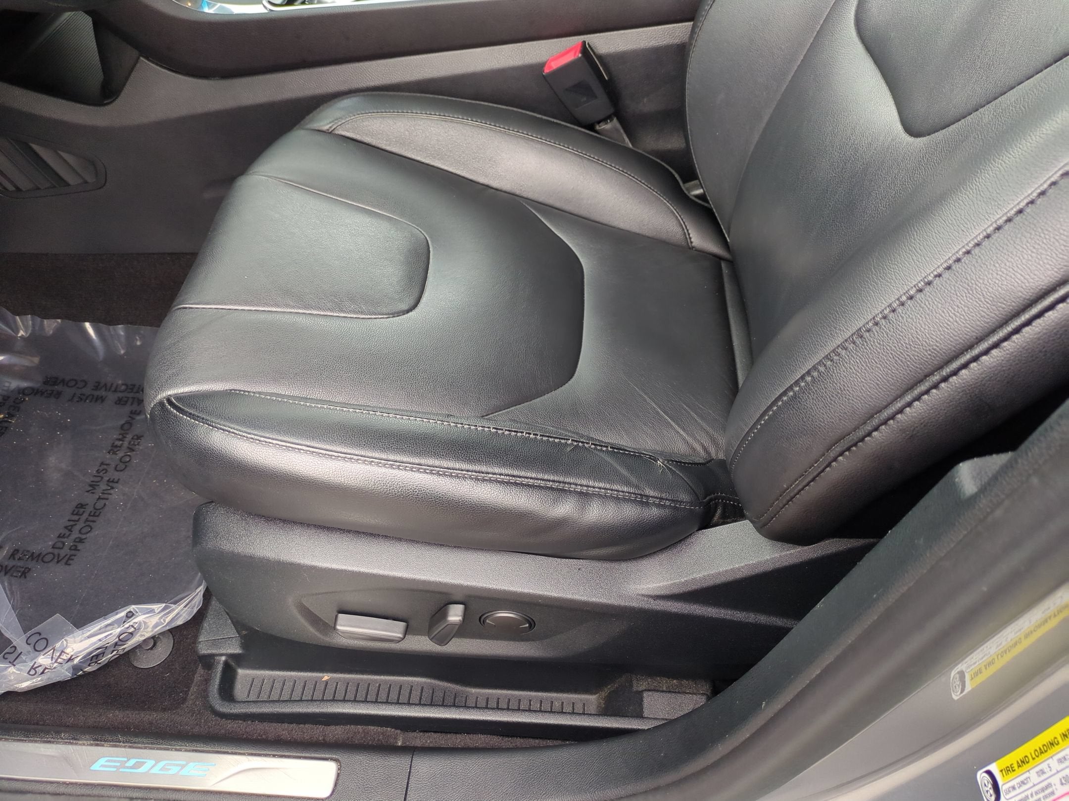 2020 Ford Edge Titanium
