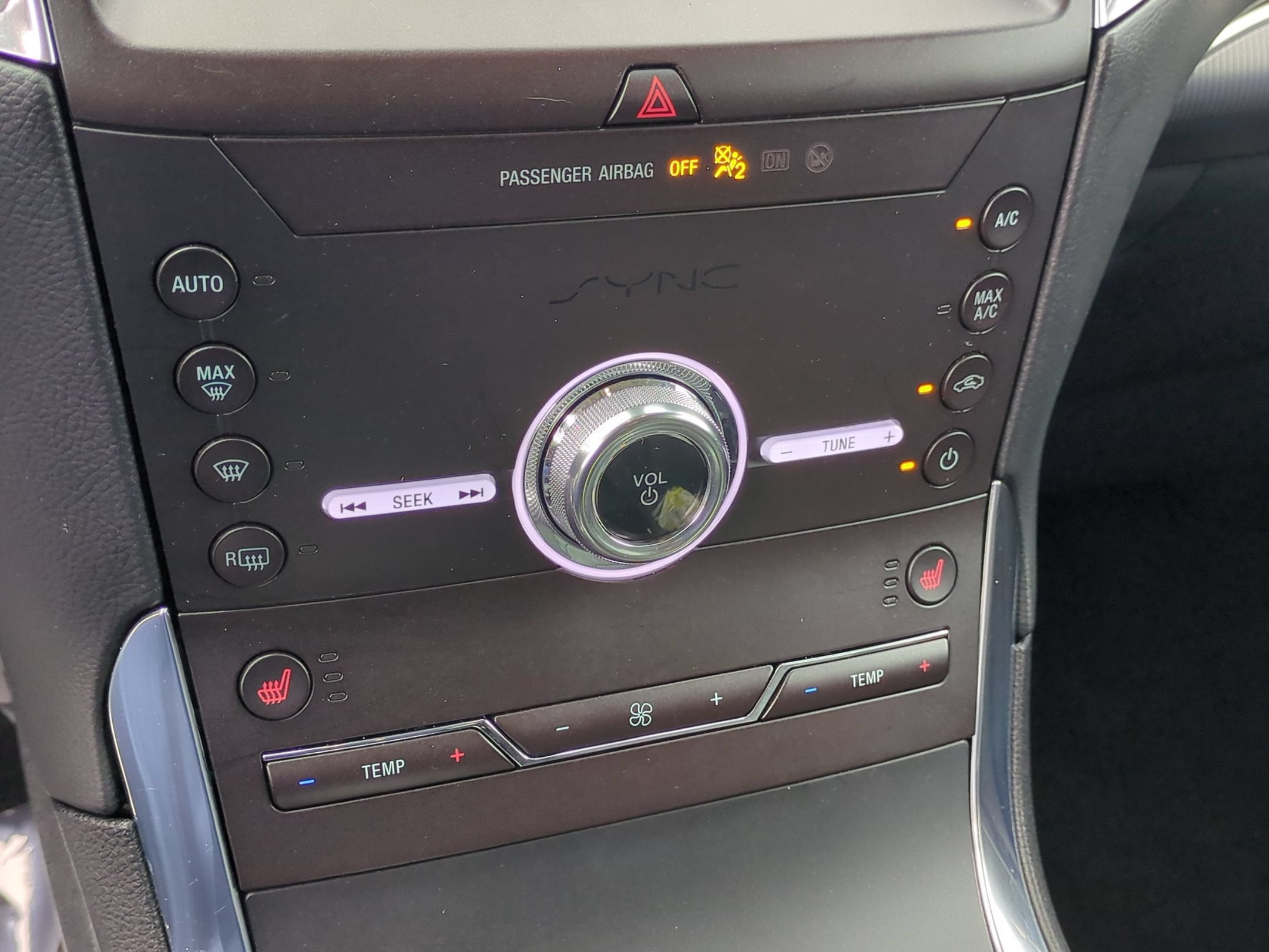 2020 Ford Edge Titanium