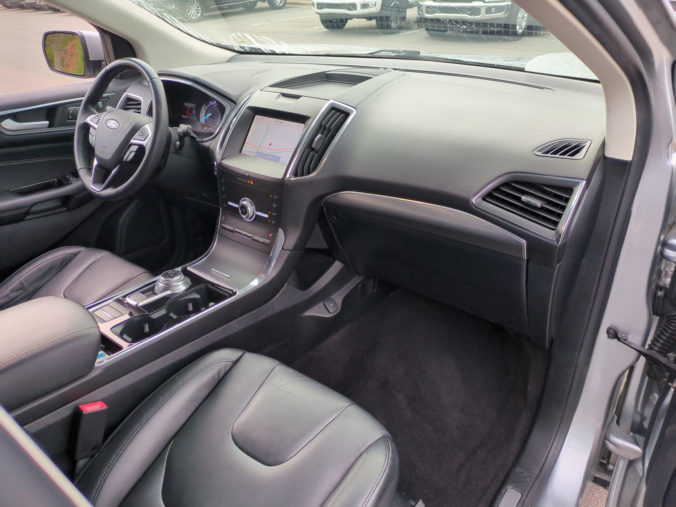 2020 Ford Edge Titanium